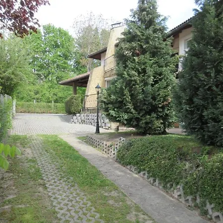 Mediterran Vendeghaz 3* Velence