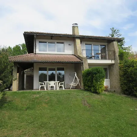 Mediterran Vendeghaz Pensionat 3*