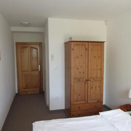 Mediterran Vendeghaz Guest house Velence