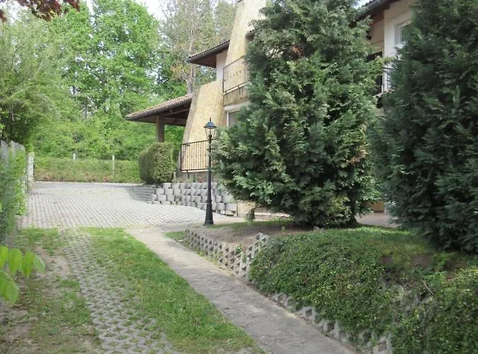 Mediterran Vendeghaz 3* Velence