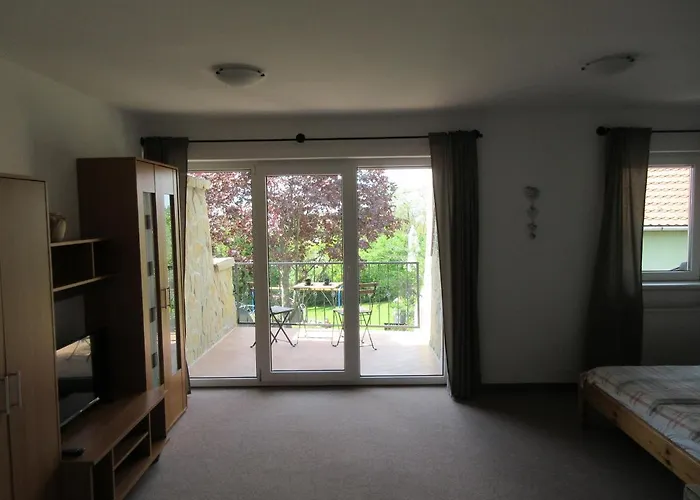 Mediterran Vendeghaz 벨렌체